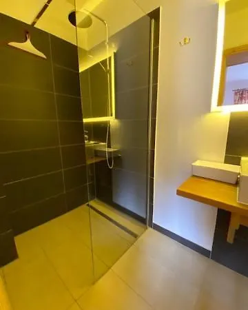 Haus Erika Lägenhet *